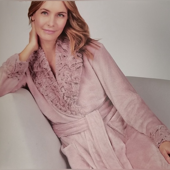 Carole Hockman robe luxurious wrap mauve faux fur size medium patch pockets NWOT - Picture 8 of 16